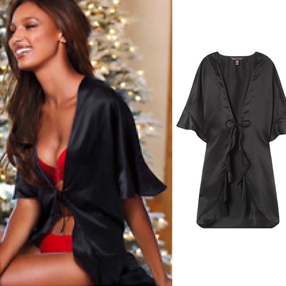 Victoria’s Secret sexy kimono robe! - Picture 1 of 3